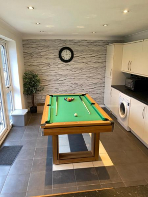Lovely family home, 5 minutes from the beach